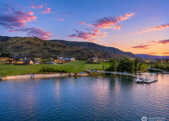 Modern Wenatchee Valley residential property architecture