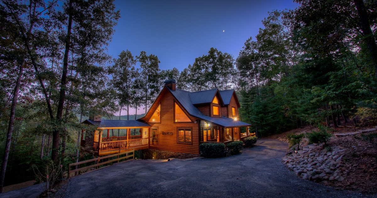 Blue Ridge Georgia mountain cabin vacation rental