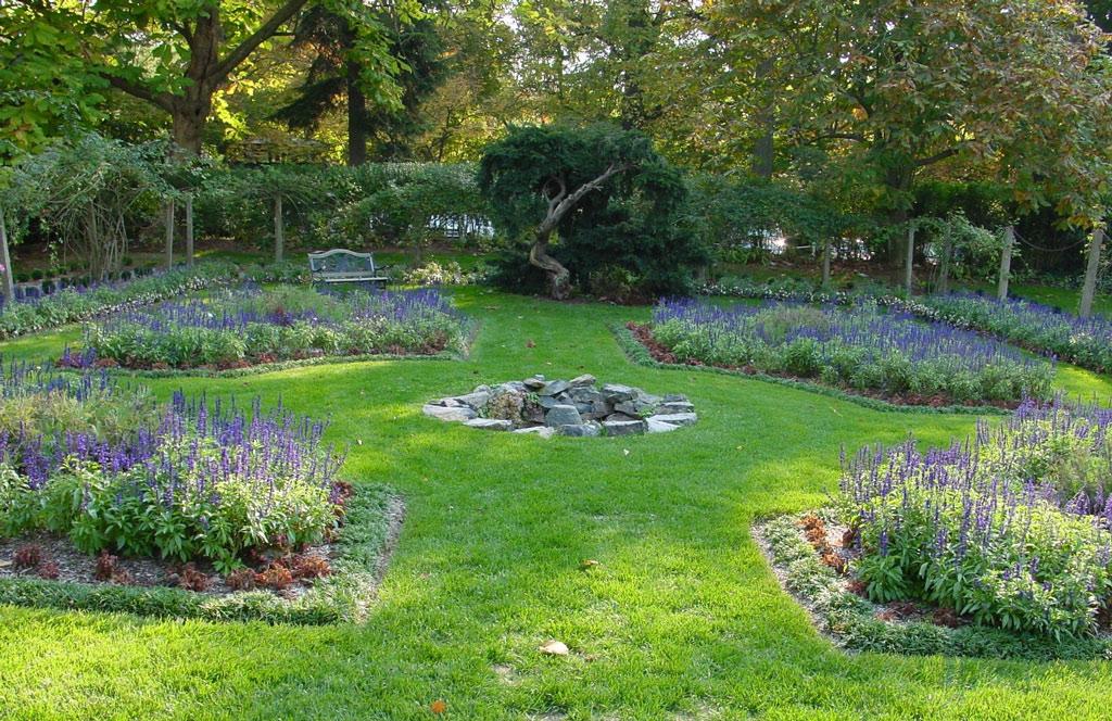 Rockwood Mansion and Garden