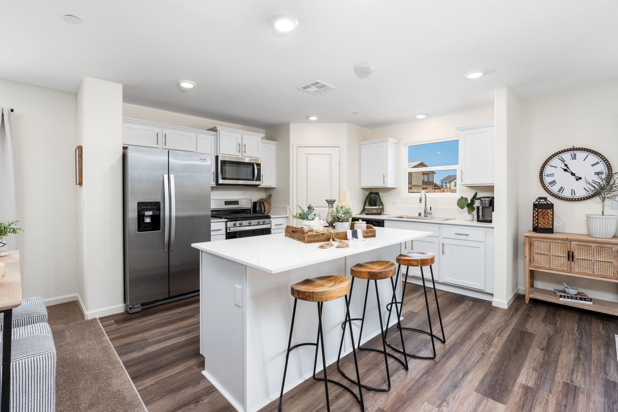 new construction home interior modern kitchen Bakersfield