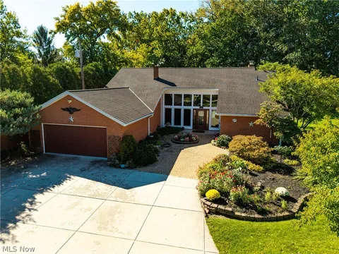 Elyria homes neighborhood