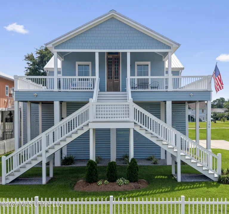 Southern home on the Gulf Coast
